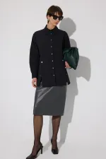 DÜĞME DETAYLI GÖMLEK