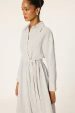 BELİ KUŞAKLI ÇİZGİLİ KETEN ELBİSE