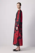 ÇİÇEK DESENLİ ÖNÜ BAĞLAMALI ELBİSE