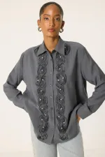 CHEMISE À MOTIF ROSE CHEMISE À MOTIF ROSE