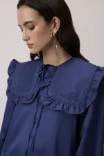 CHEMISE À COL MARIN À VOLANTS