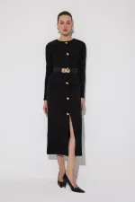 GOLD DÜĞMELİ KEMERLİ ÖRME ELBİSE