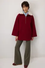 FUR-COLLARED SWEATSHIRT