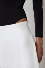 YAKASI DANTELLİ ÇITÇITLI BODY