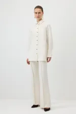 CHEMISE EN CRÊPE À POIGNETS LARGES CHEMISE EN CRÊPE À POIGNETS LARGES