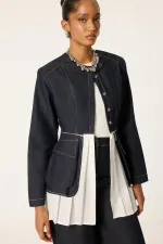 VESTE À PLIS, PANTALON, ENSEMBLE EN JEAN