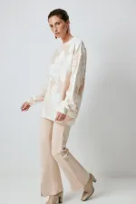 PULL À MOTIFS FLEURS