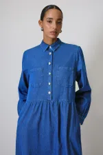 CEP DETAYLI DENİM ELBİSE