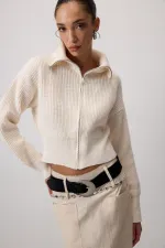 FERMUARLI GENIŞ YAKA TRIKO HIRKA