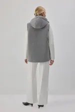 HOODED PUFFER VEST