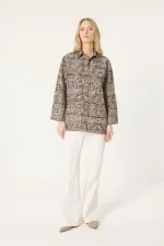 CHEMISE À MOTIFS ETHNIQUES