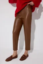 PENSLİ YÜKSEK BEL VEGAN DERİ PANTOLON