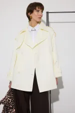 DOUBLE-BREASTED SHORT TRENCH COAT DOUBLE-BREASTED SHORT TRENCH COAT