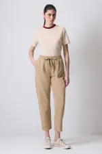 %100 PAMUKLU RİBANA YAKA KISA KOLLU T-SHIRT