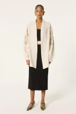 Embroidered oversize kimono