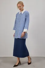 CHEMISE À COL ASYMÉTRIQUE AVEC TWEET