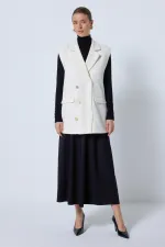 BUTTON DETAIL CREPE VEST BUTTON DETAIL CREPE VEST