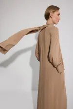 Robe en viscose à col châle