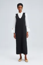 KNITTED VEST
