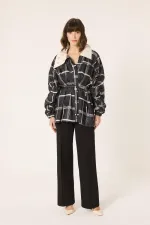 YAKASI TAŞLI OVERSIZE CEKET