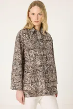 CHEMISE À MOTIFS ETHNIQUES