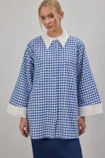 CHEMISE À COL ASYMÉTRIQUE AVEC TWEET