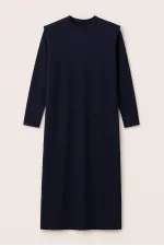 ROBE BASIQUE MOULÉE