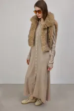 GÖMLEK YAKA DÜĞMELİ TRİKO ELBİSE