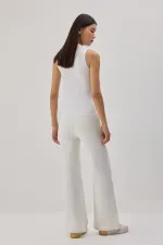 DİK YAKA KOLSUZ İÇLİK