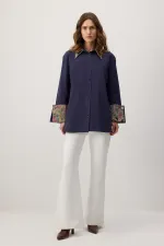 CHEMISE À MOTIFS ETHNIQUES