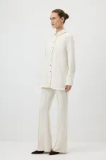 CHEMISE EN CRÊPE À POIGNETS LARGES CHEMISE EN CRÊPE À POIGNETS LARGES