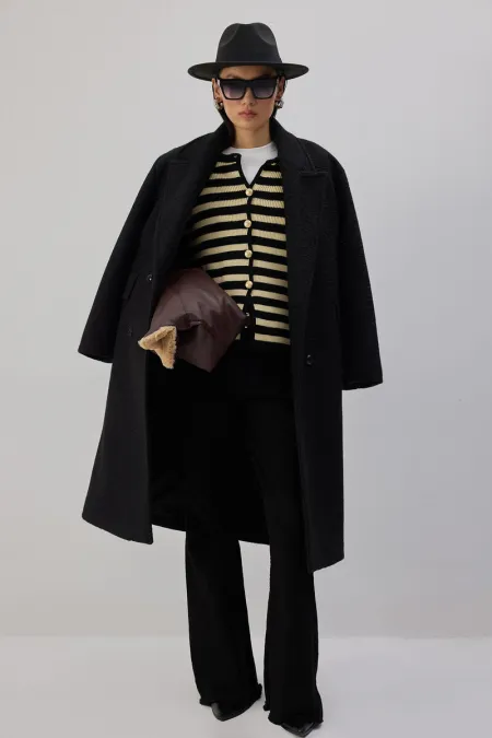 CARDIGAN COURT À BOUTONS DORÉS