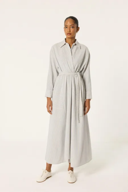 BELİ KUŞAKLI ÇİZGİLİ KETEN ELBİSE