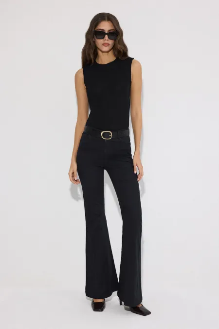 body à col de vélo et boutons-pression