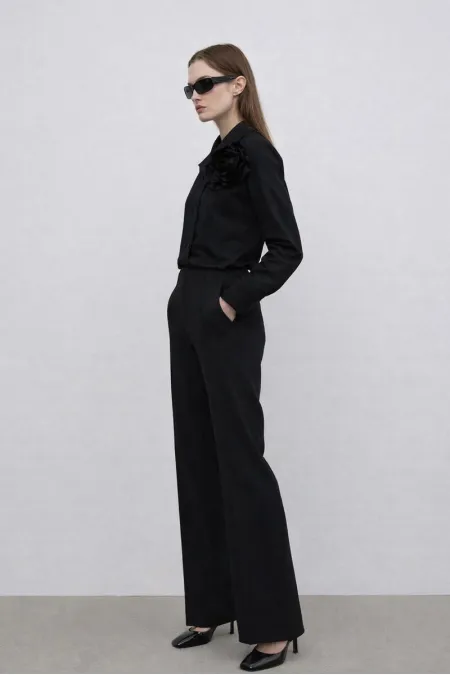 ÇİÇEK AKSESUARLI GÖMLEK BODY