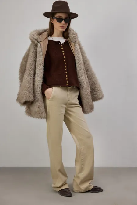 SHORT BUTTONED KNITTED CARDIGAN