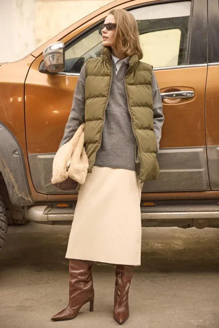 ZIPPED PUFFER VEST