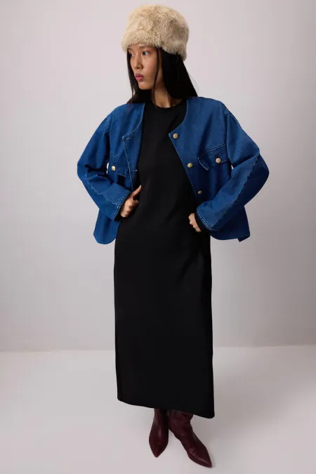 ROBE BASIQUE MOULÉE