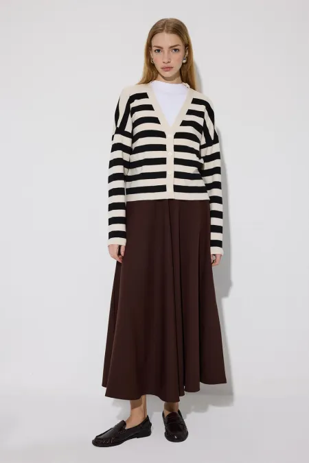 SOFT TEXTURED KNITTED CARDIGAN