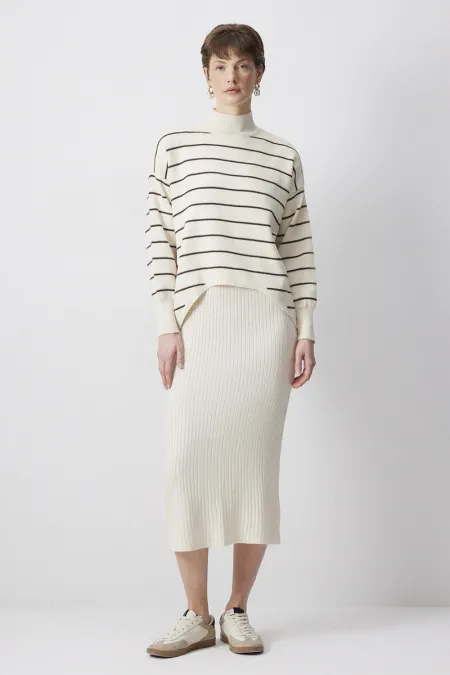 ENSEMBLE PULL ET GILET EN MAILLE