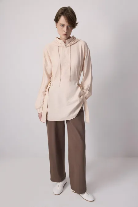 HOODED TUNIC WITH METAL BUCKLE