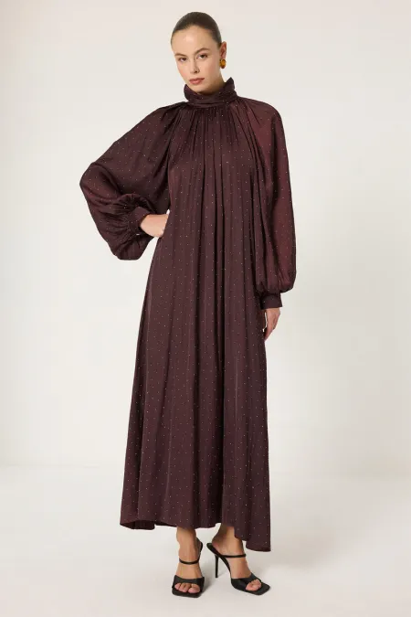 ROBE EN CHIFFON ORNÉE