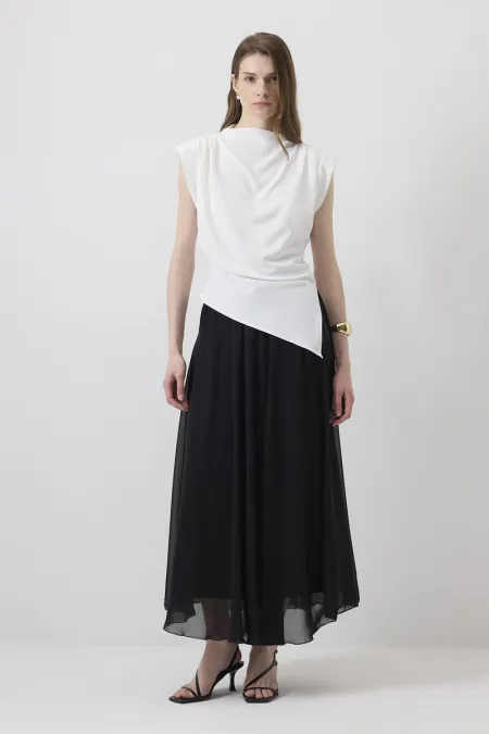 OMUZ PİLE DETAYLI BLUZ