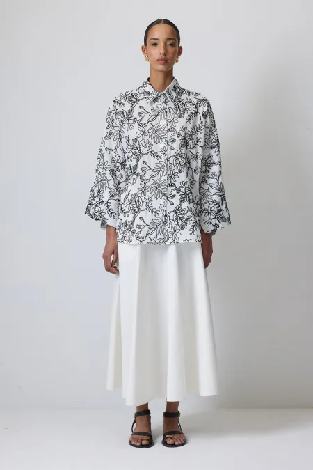 100% COTTON SHIRT WITH EMBROIDERED DETAILS 100% COTTON SHIRT WITH EMBROIDERED DETAILS