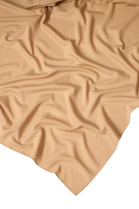 CHÂLE EN MOUSSELINE TRICOTÉE