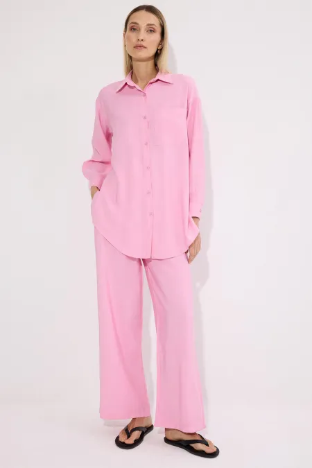 ENSEMBLE CHEMISE ET PANTALON AVEC POCHES