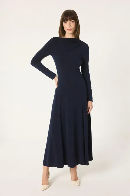 ROBE BASIQUE EN MAILLE À MANCHES LONGUES