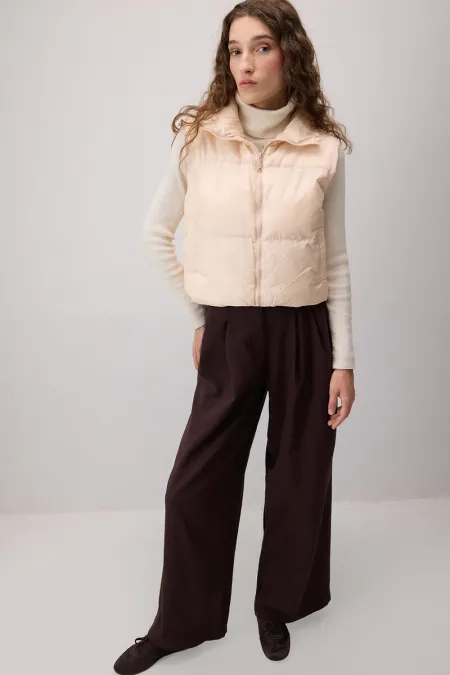 ZIPPED PUFFER VEST ZIPPED PUFFER VEST