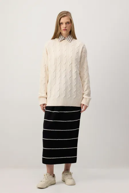 JUPE EN MAILLE AVEC TAILLE ÉLASTIQUE