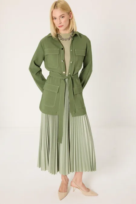 CHEMISE À COUTURES CONTRASTÉES